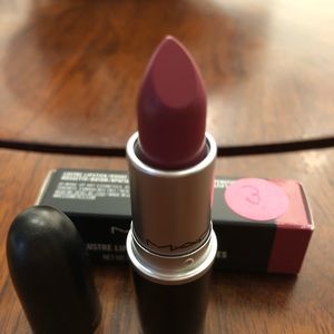 MAC full size lipstick color is plumful